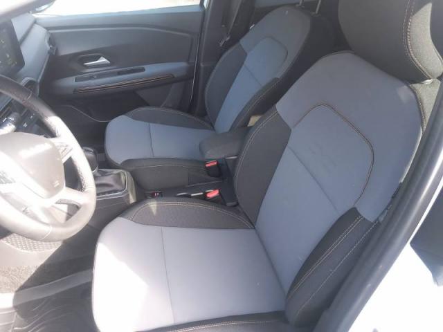 Dacia Jogger image 9