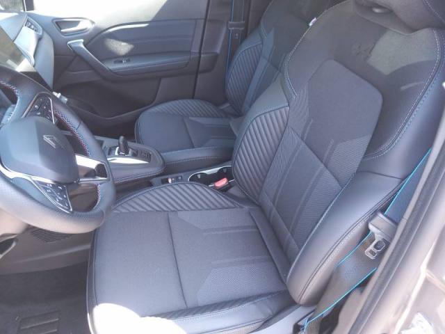 Renault Captur image 2