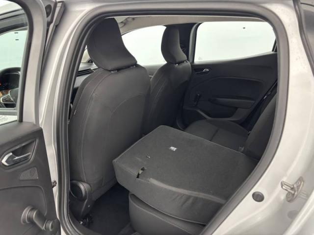 Renault Clio image 9