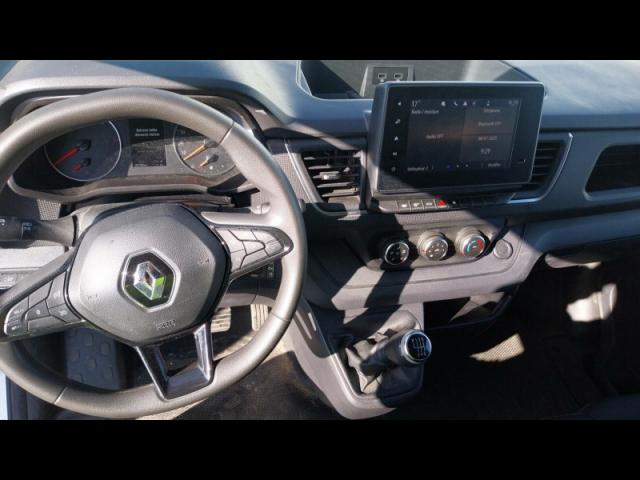 Renault Trafic image 1