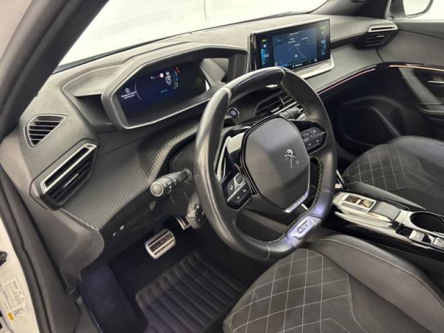 Peugeot 2008 image 1