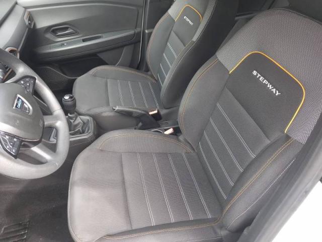 Dacia Sandero image 2