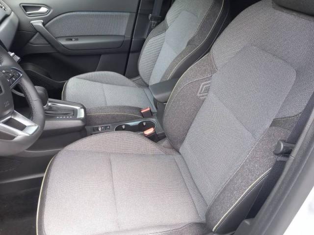 Renault Captur image 2