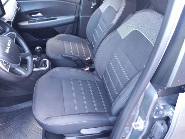 Dacia Sandero image 2