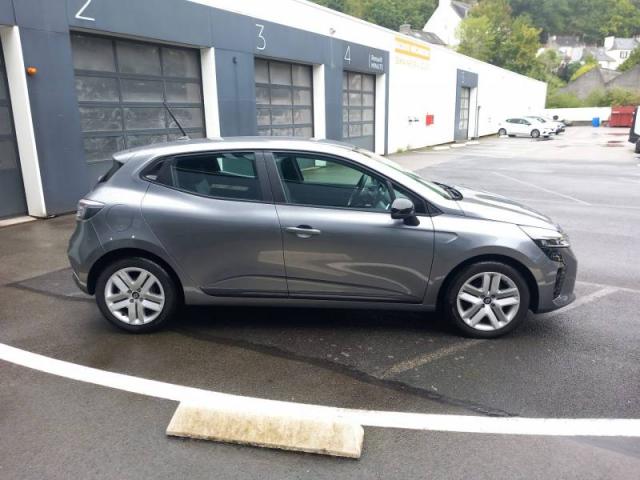 Renault Clio image 9