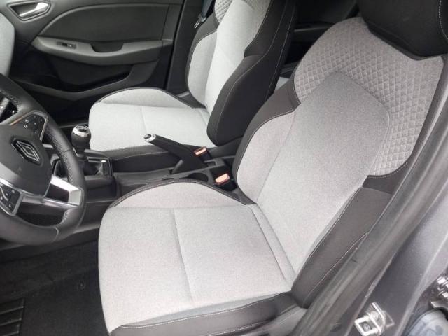 Renault Clio image 8