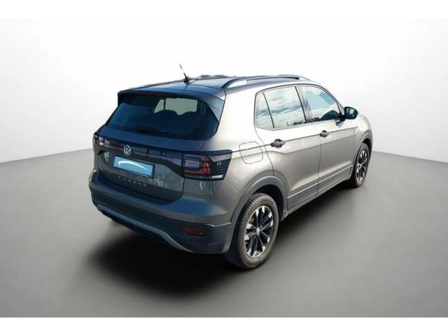 Volkswagen T-Cross image 2