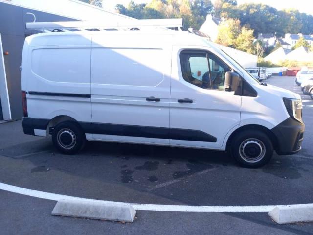 Renault Master image 1