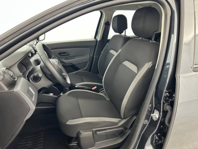 Dacia Duster image 8