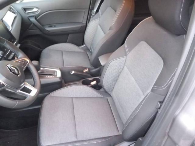 Renault Captur image 2