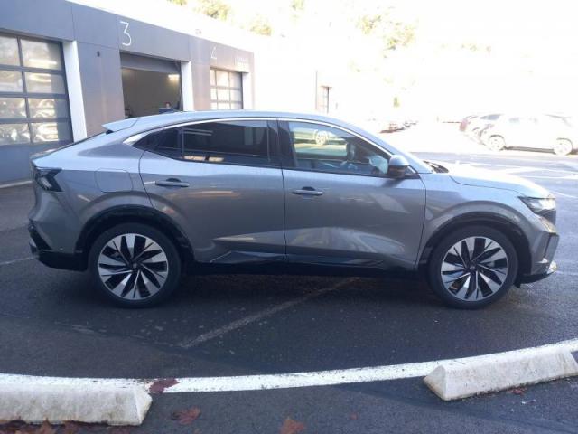 Renault Rafale image 9