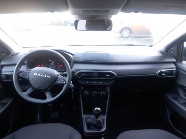 Dacia Sandero image 8