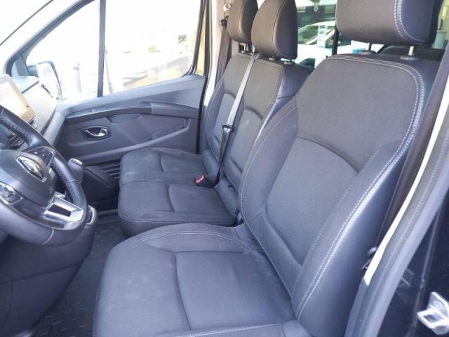 Renault Trafic image 2