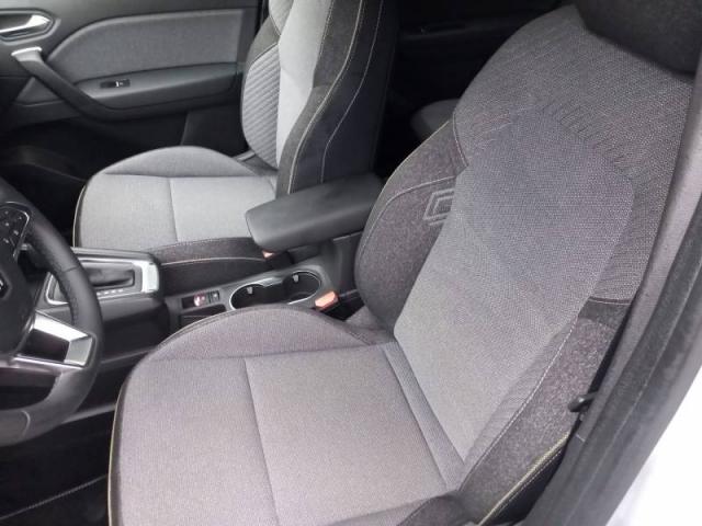 Renault Captur image 1