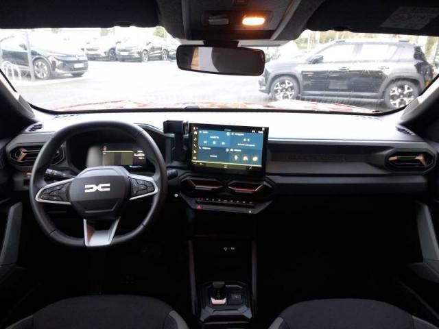 Dacia Duster image 1