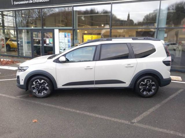 Dacia Jogger image 1