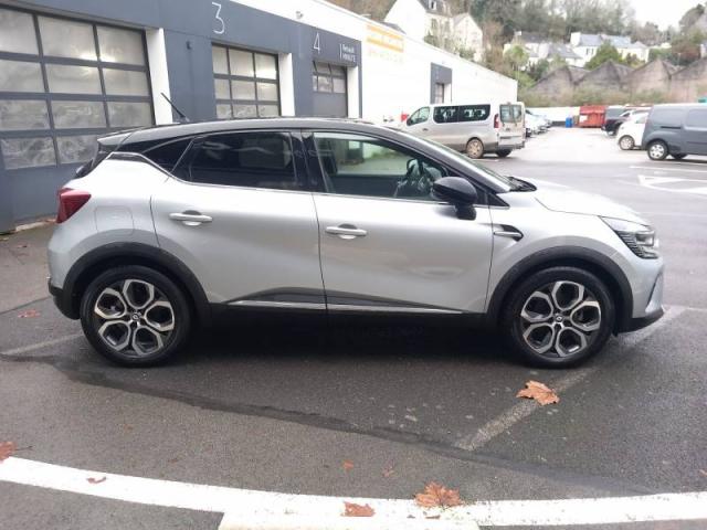 Renault Captur image 2