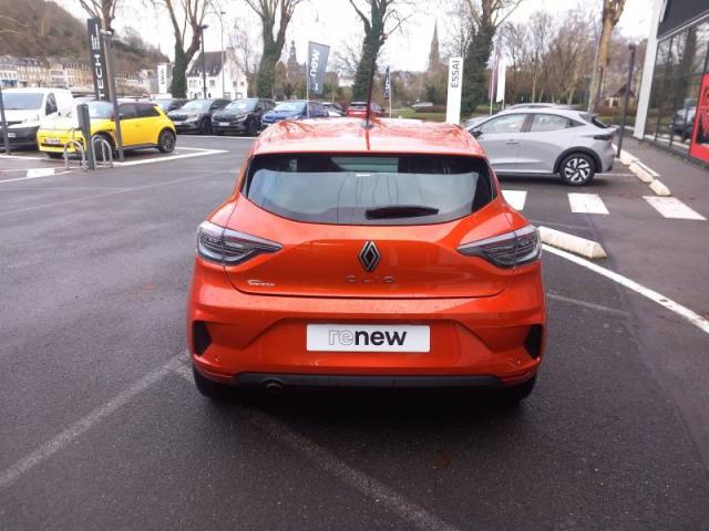 Renault Clio image 9