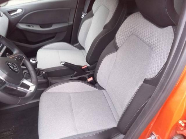 Renault Clio image 7