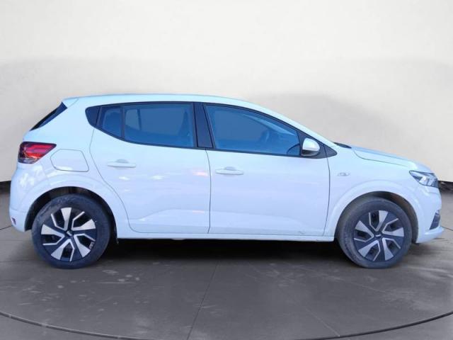 Dacia Sandero image 2