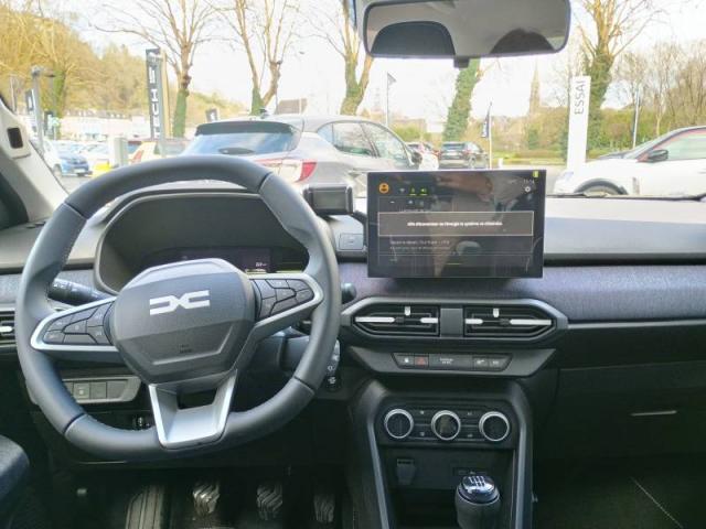 Dacia Sandero image 2