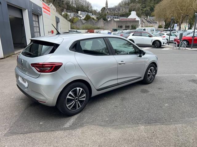 Renault Clio image 2