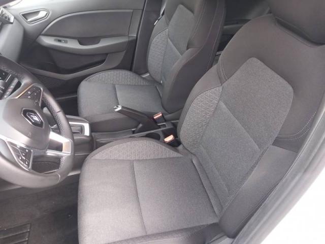 Renault Clio image 6