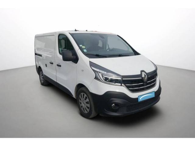 Renault Trafic image 1