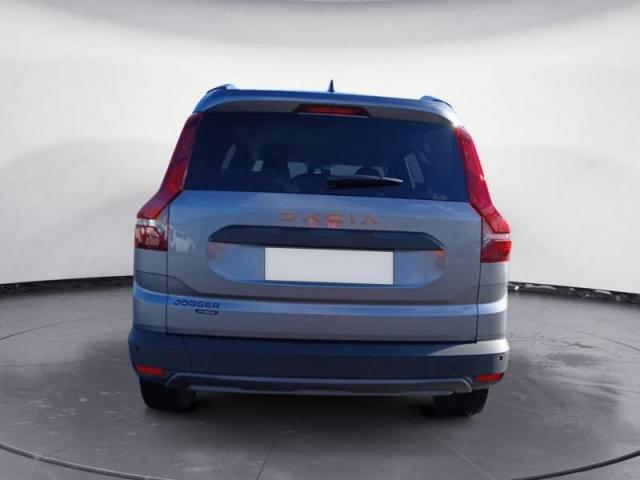 Dacia Jogger image 1