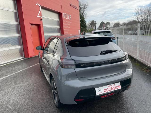 Peugeot 208 image 1