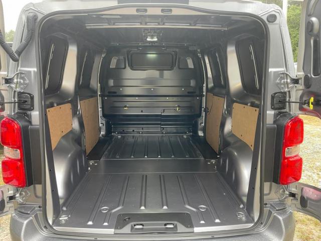 Citroen Jumpy image 3