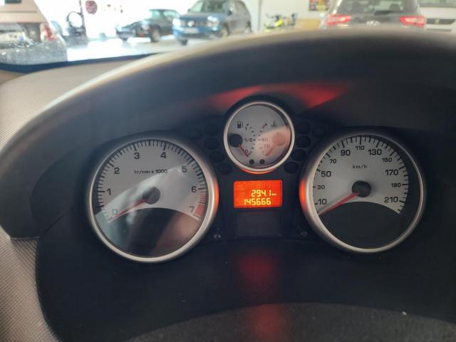 Peugeot 206+ image 9