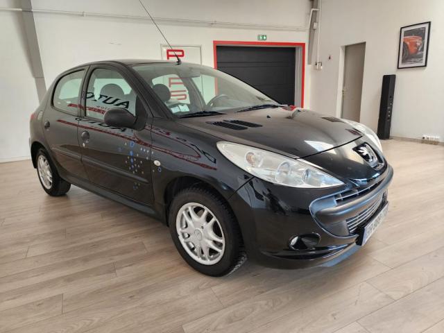 Peugeot 206+ image 5