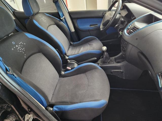 Peugeot 206+ image 1