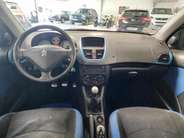 Peugeot 206+ image 6