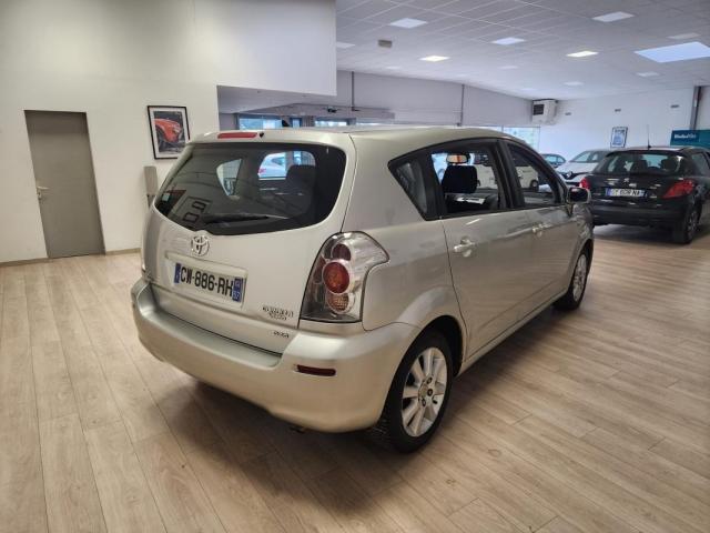Toyota Verso image 3