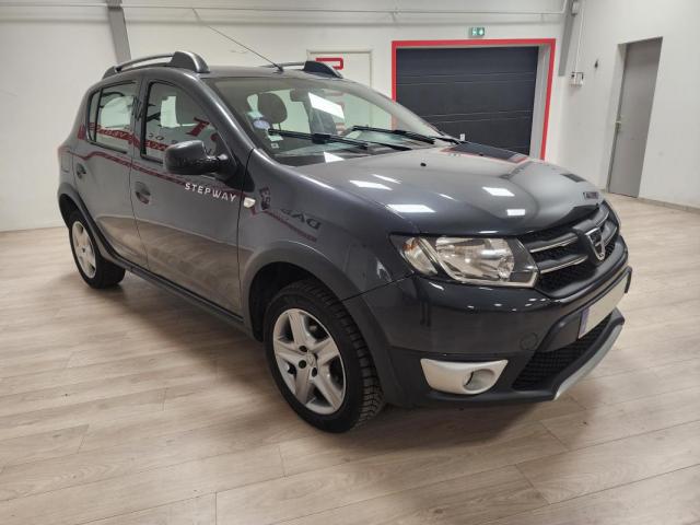 Dacia Sandero image 2