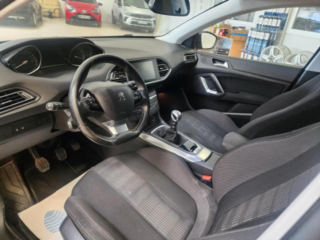 Peugeot 308 image 5