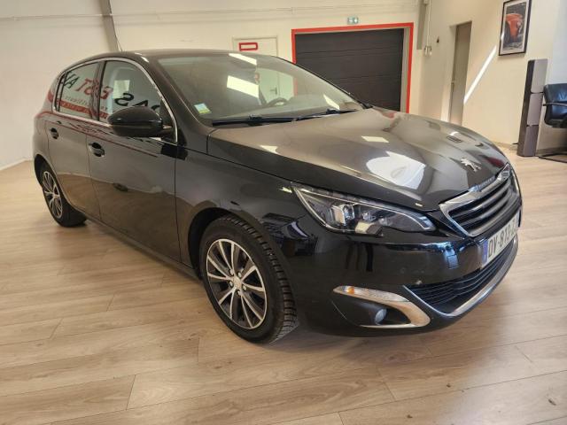 Peugeot 308 image 8