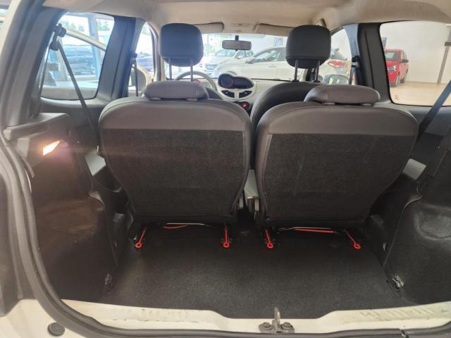 Renault Twingo image 6