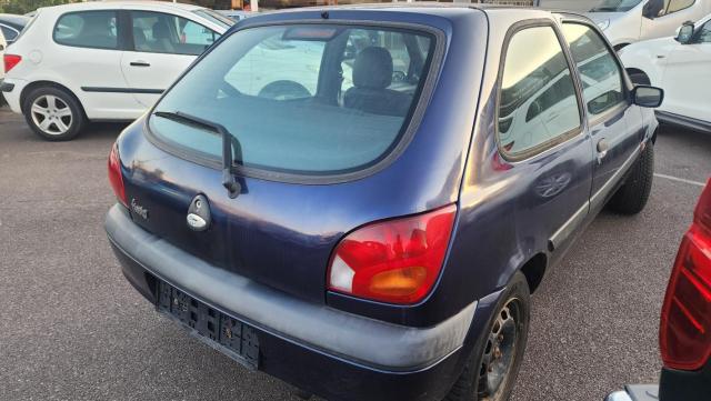 Ford Fiesta image 9