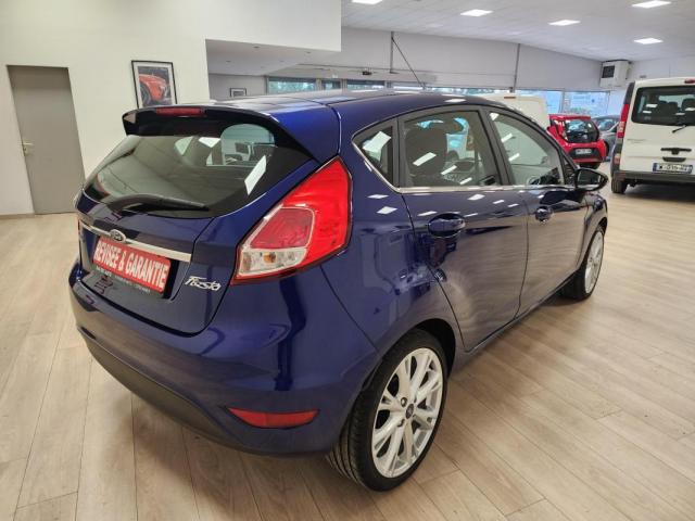 Ford Fiesta image 2