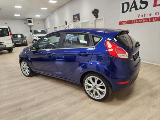 Ford Fiesta image 8