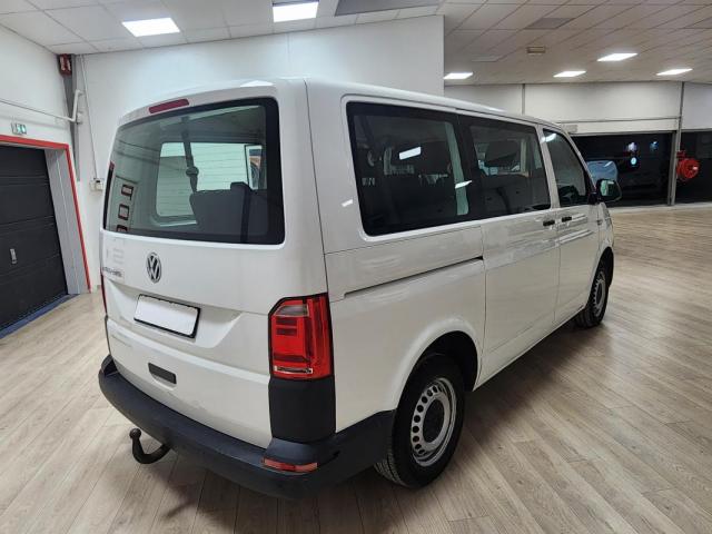 Volkswagen Transporter image 5