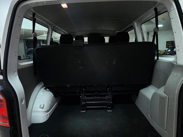 Volkswagen Transporter image 2