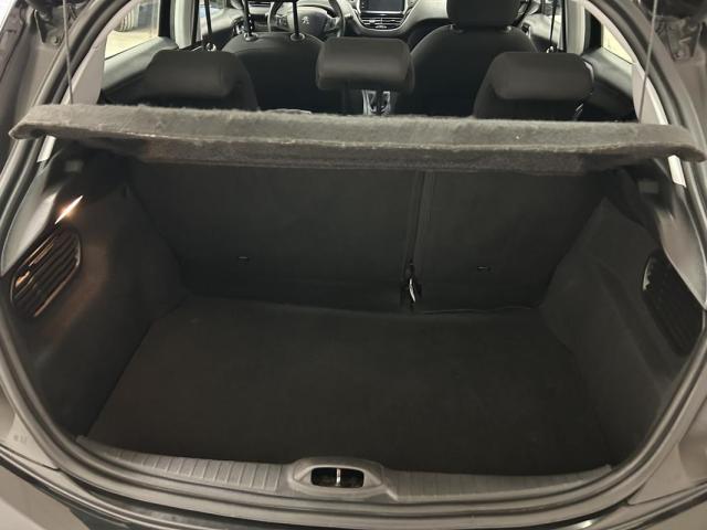 Peugeot 208 image 5