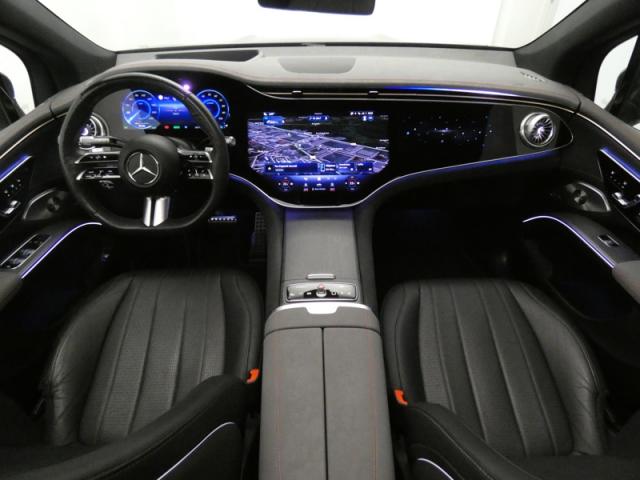 Mercedes Benz Eqs image 7