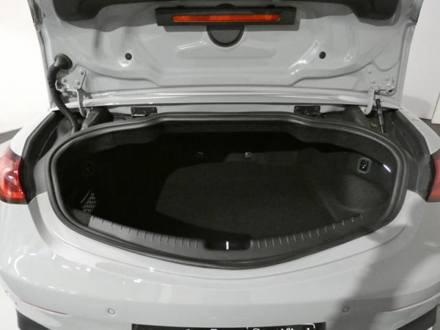 Mercedes Benz Cle image 8
