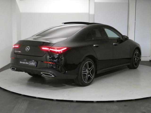 Mercedes Benz Cla image 8
