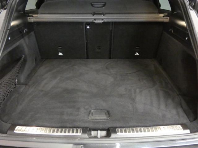 Mercedes Benz Eqc image 7